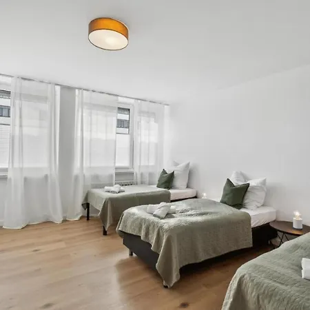 In Fuer 5 Personen- 70m2, 3 Zi, 5 Einzelbetten, Free Kaffee, Wifi & Parking - 24h Check In *