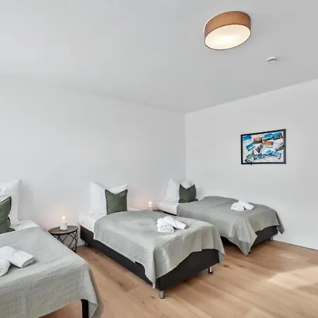 In Fuer 5 Personen- 70m2, 3 Zi, 5 Einzelbetten, Free Kaffee, Wifi & Parking - 24h Check In Wolfsburg